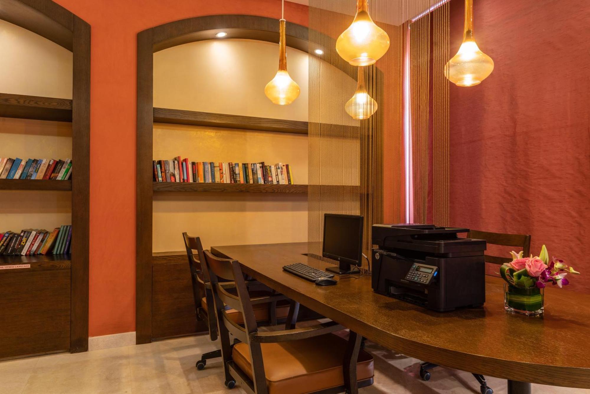 Salalah Rotana Resort Eksteriør bilde Library