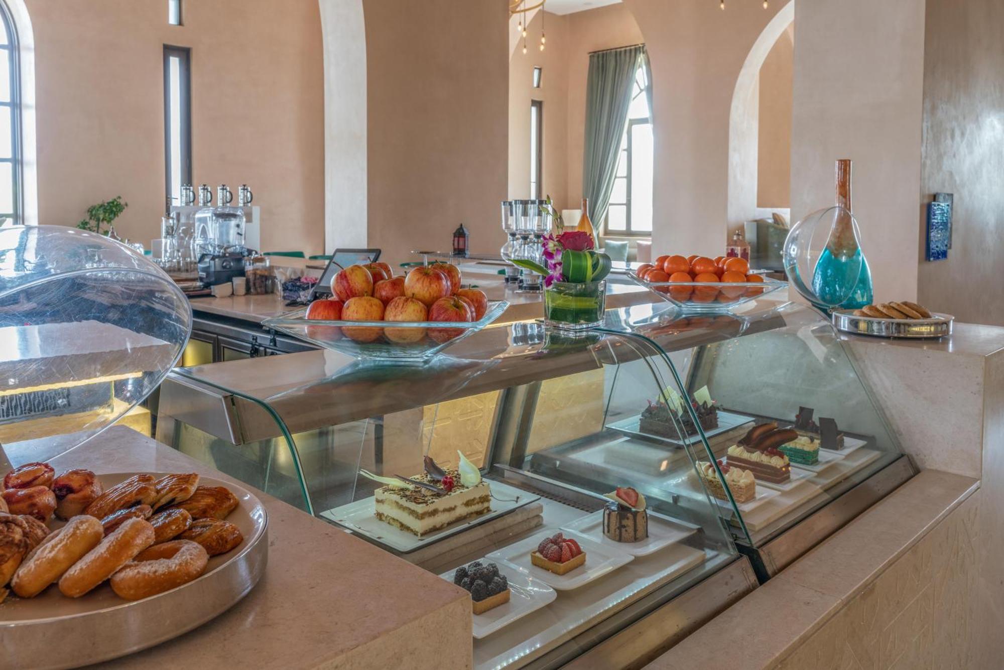Salalah Rotana Resort Eksteriør bilde The Café